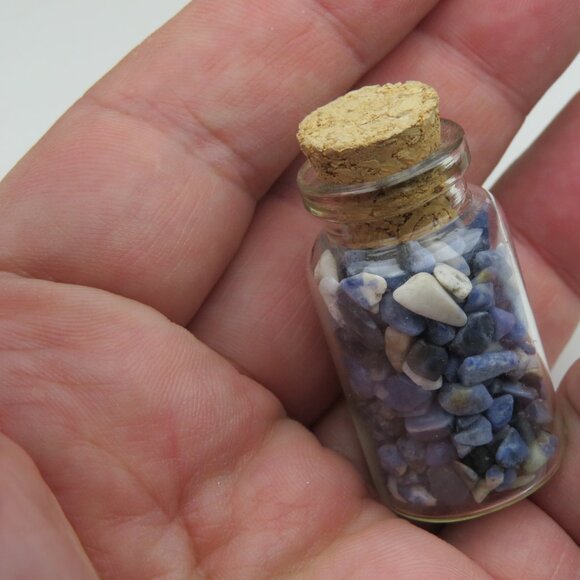 Lapis lazuli Glass Bottles, Chakra Healing Crystals - Picture 3 of 3